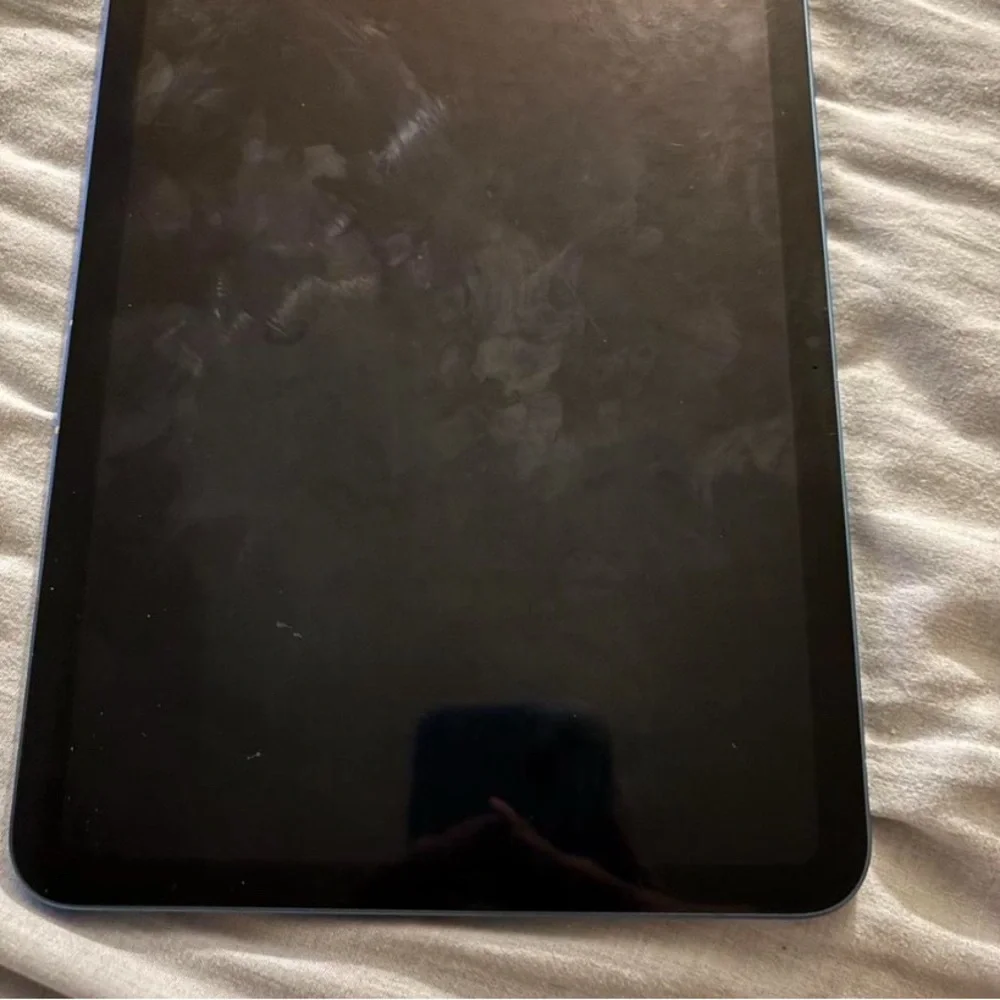 Apple iPad - Blue and Pink
